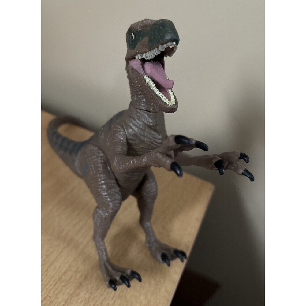 Jurassic World Velociraptor Echo Dinosaur 7" Action Figure Raptor 2015 Hasbro